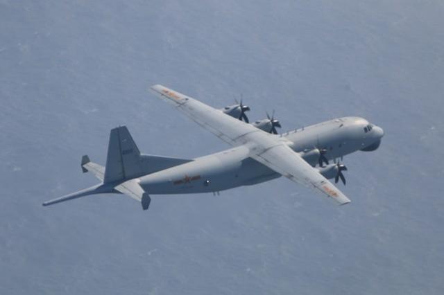 台军拍摄的解放军空潜-200反潜机