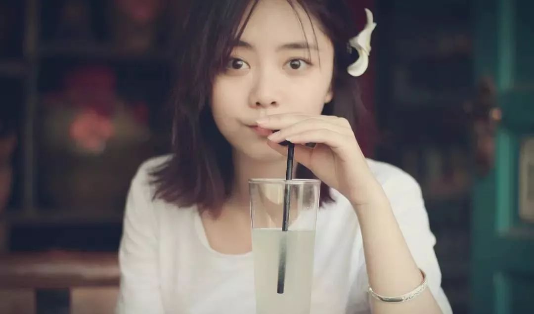 任嘉伦谭松韵这样没有流量的邻家脸,是怎么吊