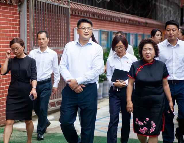 站在新起点眺望未来：杨远东到华阳实验小学（西区）调研