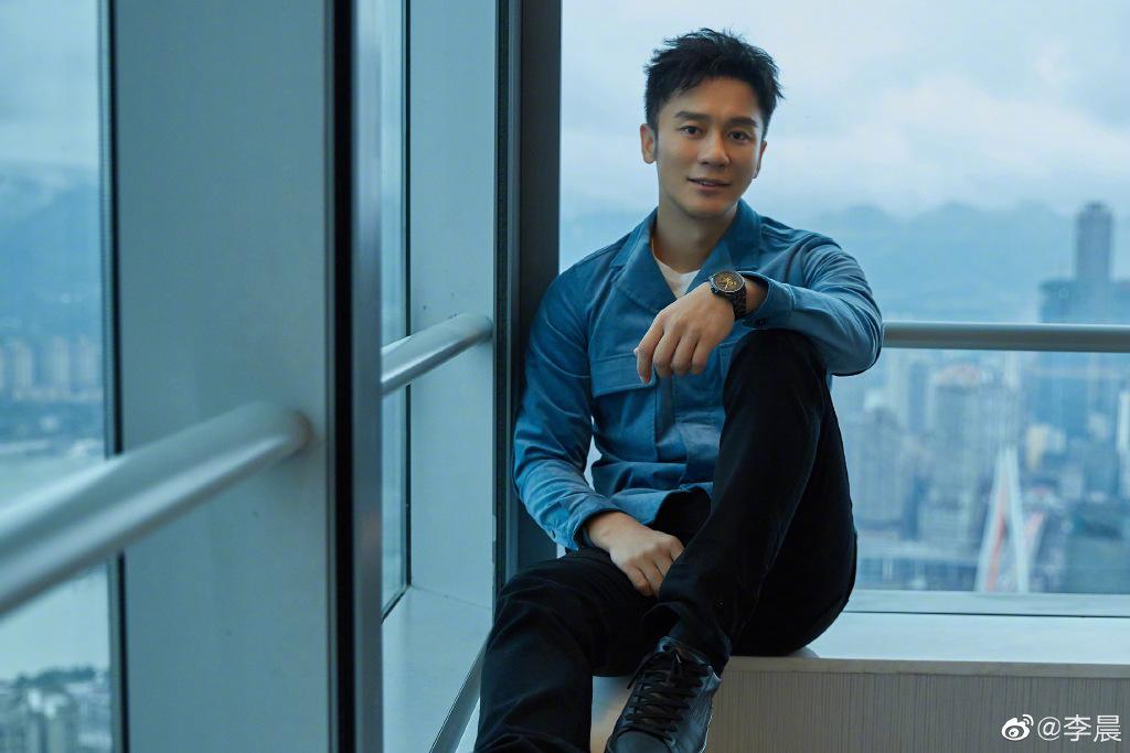 李晨名誉纠纷案败诉后 法院撤回判决书重审__凤凰网