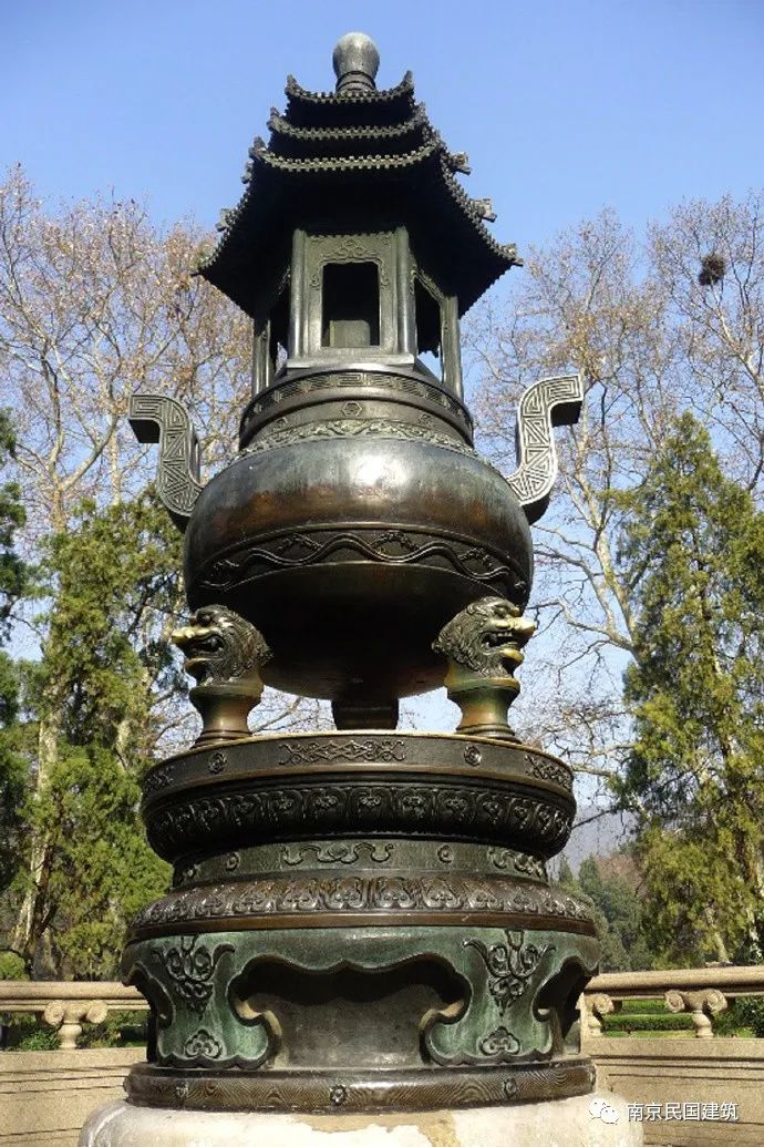 中山陵孝经鼎-南京民国建筑