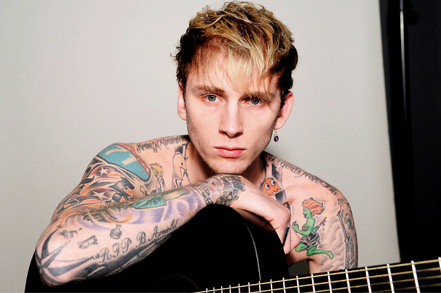 今日欧美圈travisscott推出堡垒之夜活动火星哥进入专辑模式