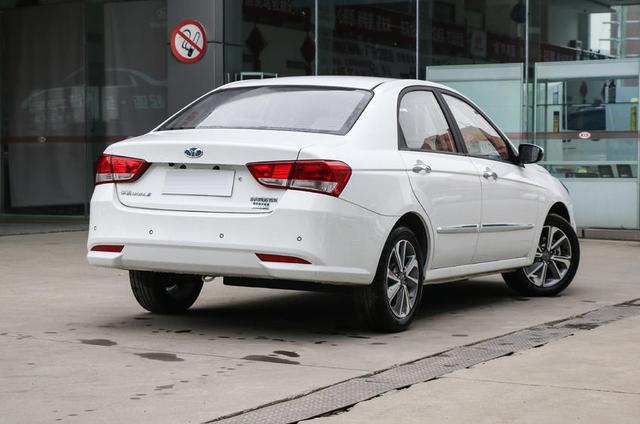 东风悦达起亚新款华骐300e上市 补贴前售价19.88万元