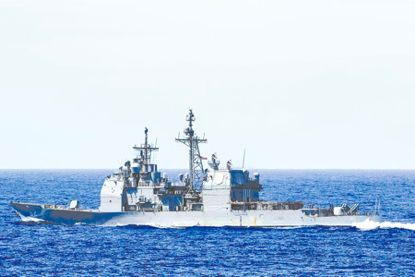 又来了？台防务部门：美军舰由北向南航经台湾海峡