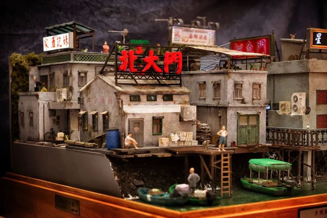 历史建筑湾仔蓝屋,大澳文物酒店,皇都戏院和中环石板街; 中环石板街 3