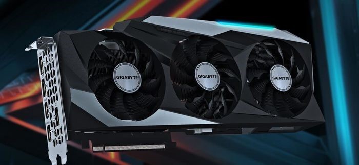 非公版区别巨大的一部分,我们pconline拿到的这张技嘉geforce rtx3080