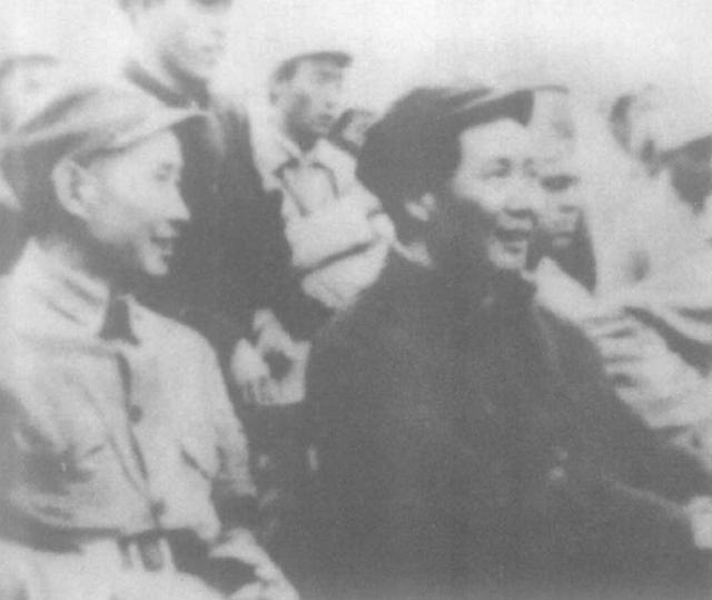 新中国首任驻藏大臣张经武的生前身后事__凤凰网