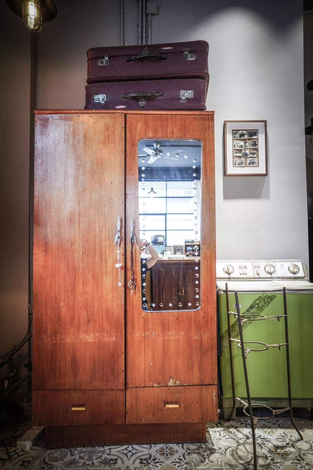 藏在居民楼里的"90年代"咖啡馆,听jay"磁带歌"忆青春__凤凰网