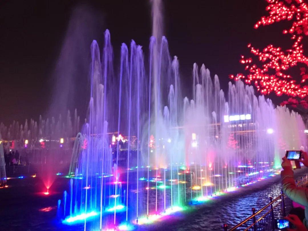 8,000+张最精彩的“喷泉”图片 · 100%免费下载 · Pexels素材图片