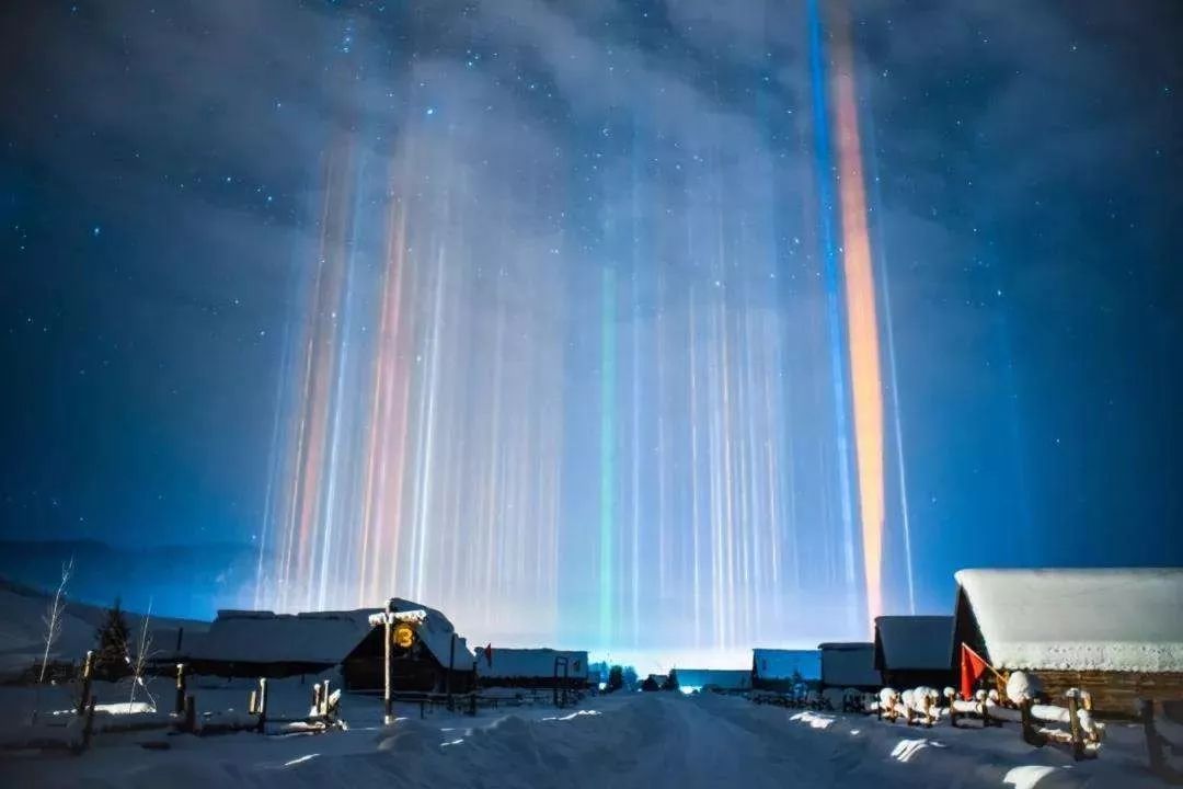 世间奇景,茶卡盐湖最神奇的光柱奇观