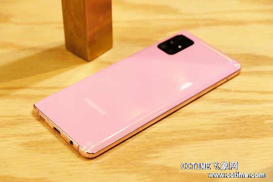 三星galaxy a51图赏:潮美设计 年轻人5g手机新选择