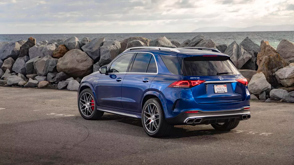 精雕细琢的高性能suv体验赏析2021款奔驰gle63samg