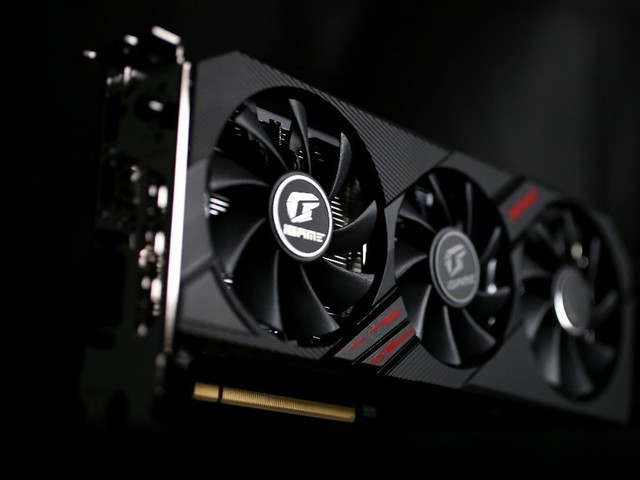 去哪升级显卡驱动最靠谱，台式机和笔记本用户都要知道 