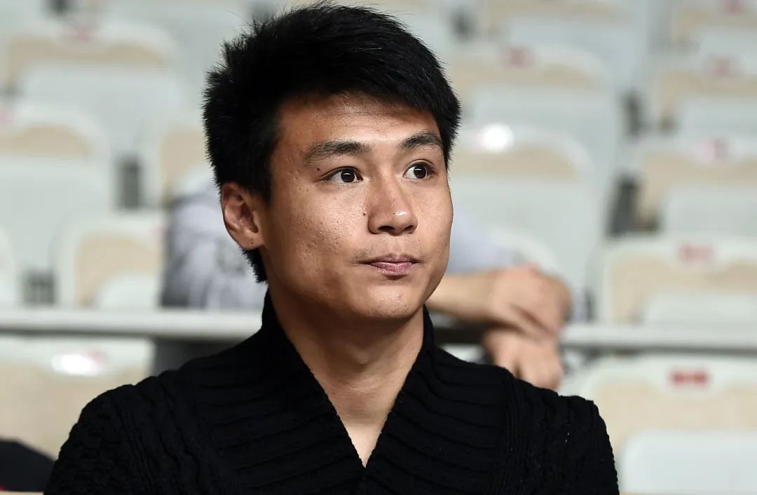 前申花球员吕征宣布退役,退役信激烈抨击现俱乐部总经理