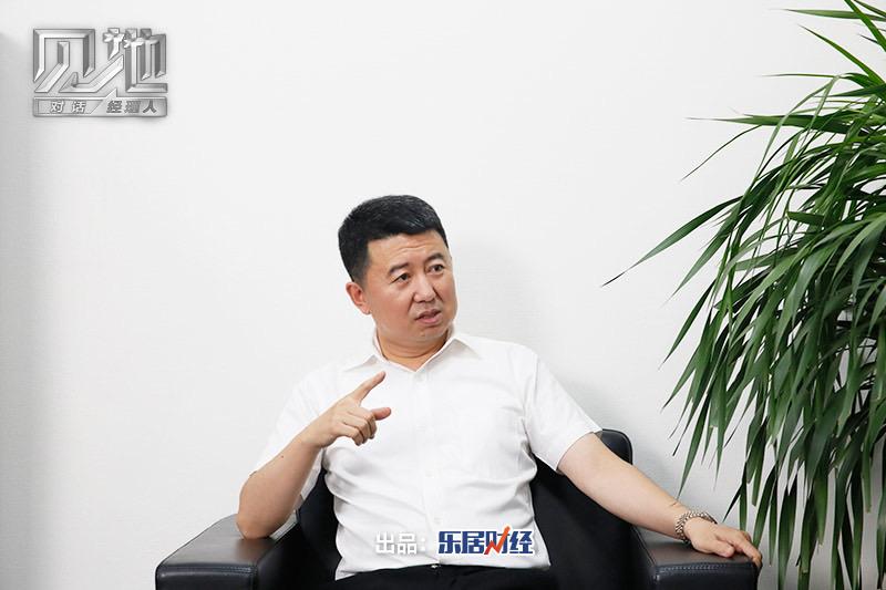 随着方大集团房地产板块的全国布局,足迹遍布各地的崔建军,领衔在沈阳