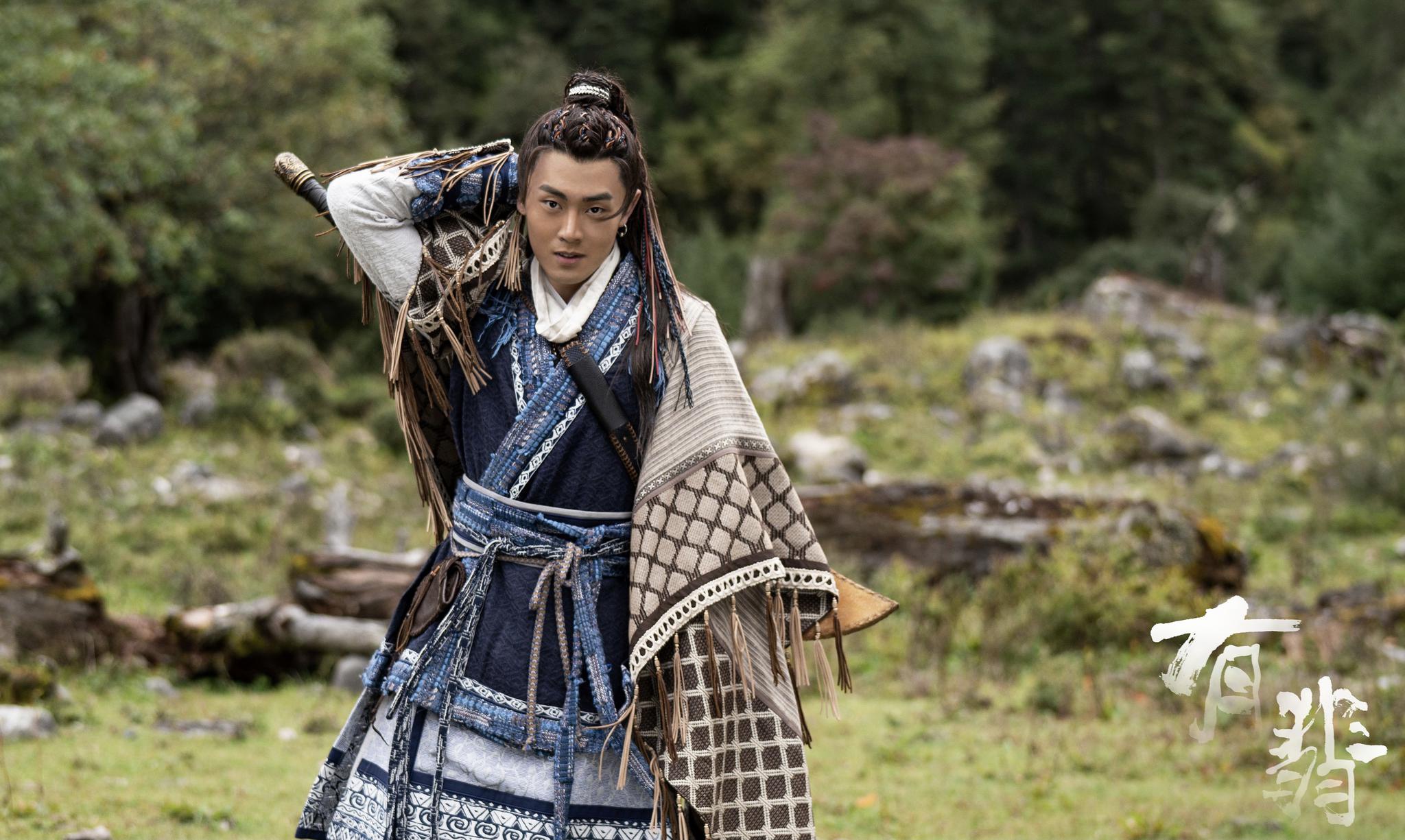 打开凤凰新闻,查看更多高清图片《有翡》由priest小说