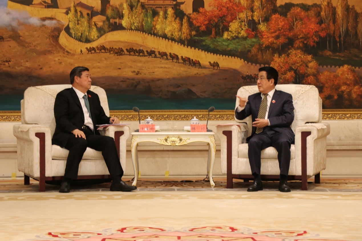 甘肃省委书记林铎会见亿利集团董事长王文彪