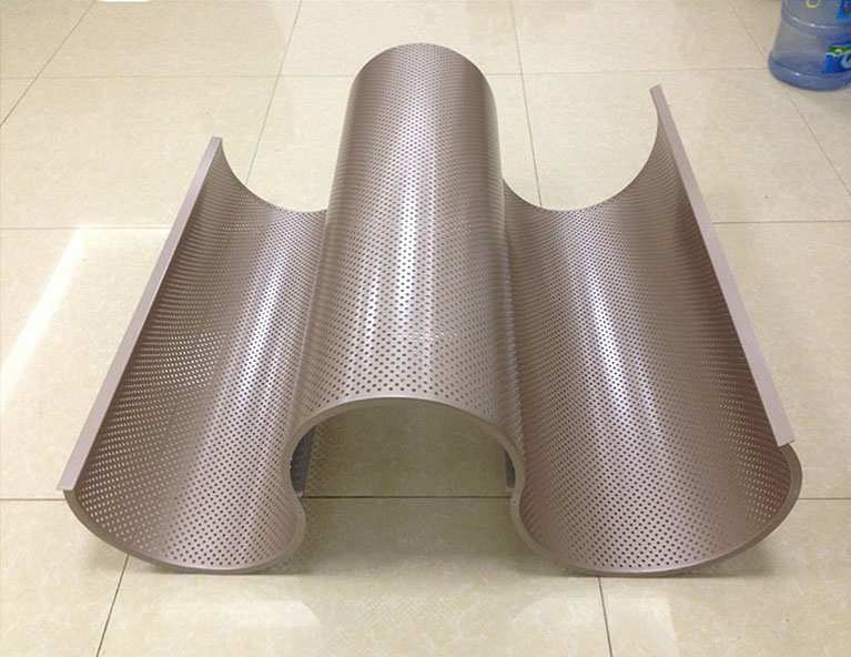 双曲氟碳铝单板生产加工的难点__凤凰网