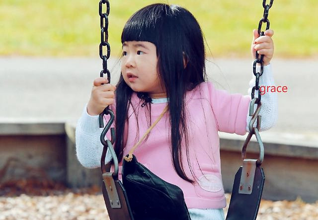 曹格女儿终于长大啦,10岁grace五官全长开,完美遗传妈妈好基因