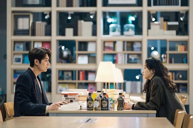 征服孔刘、李敏镐的她，到底赢在了哪儿？