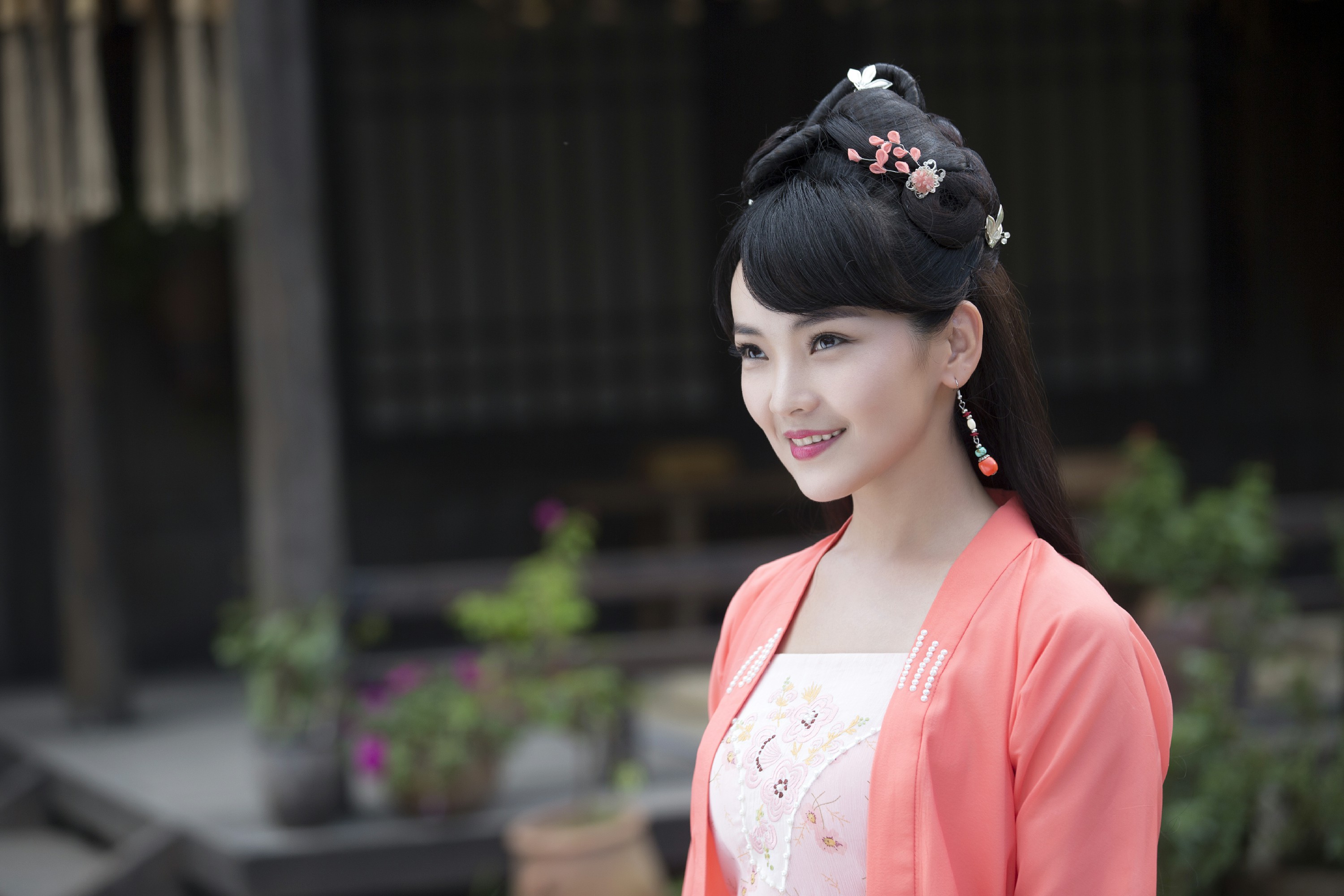 人间烟火花小厨掀高潮斯琴高丽被赞中国好姐姐