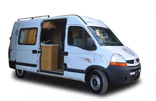 雷诺房车你见过吗车长56米还配3张床4座4卧空间利用率挺高