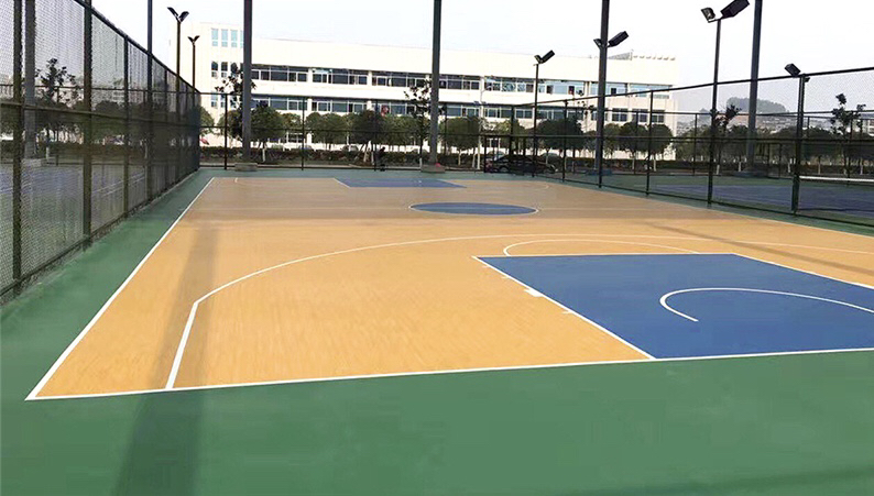 球场硅pu材料如何分辨好坏 __凤凰网