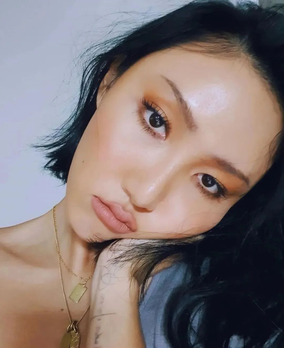 湿发回归的华莎凭什么就辣进了骨子里