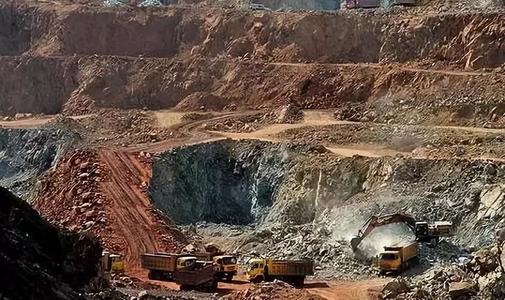 你的蜜蜡怎么来的,看完触目惊心的开采过程,请珍惜手中的资源!