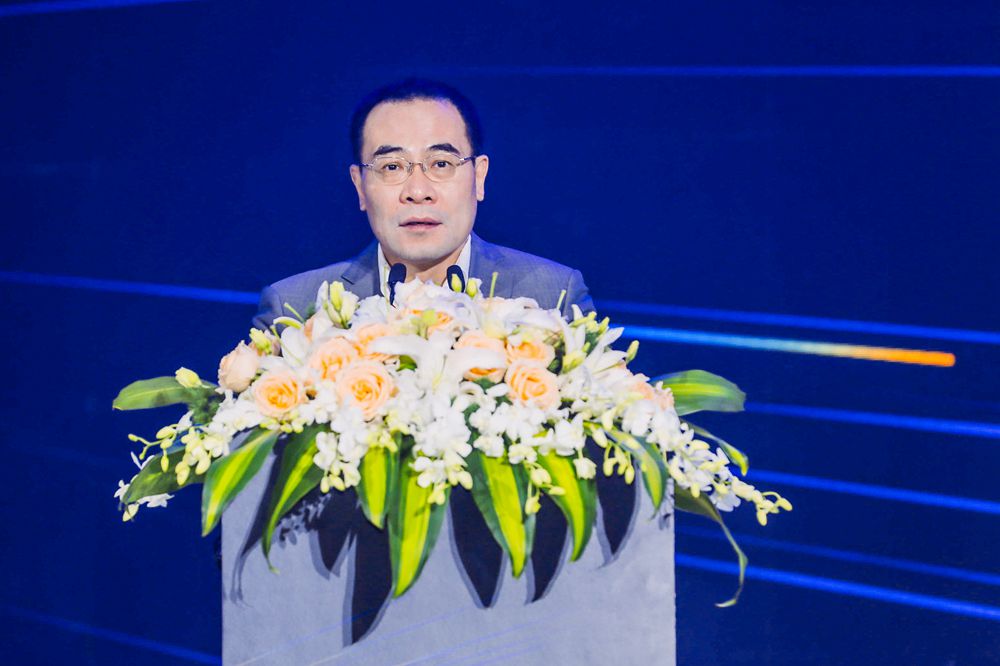 上海市地方金融监管局副局长葛平在第14届中国投资年会年度峰会上的