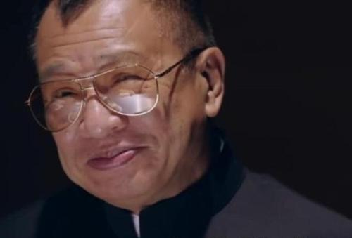 tvb老戏骨罕露面,继子和女儿相处和谐,全家早已买豪宅移民国外!