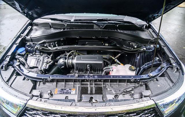 福特探险者首试:30多万的纵置平台中大型suv 实力几何?