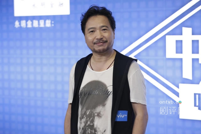 古明华经历两次生死愧对太太这么多年做演员都是自私