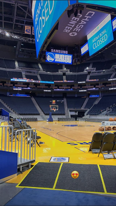 佛祖归来!克莱晒勇士主场照片