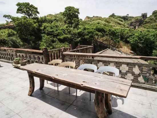 02 观而民宿 about us