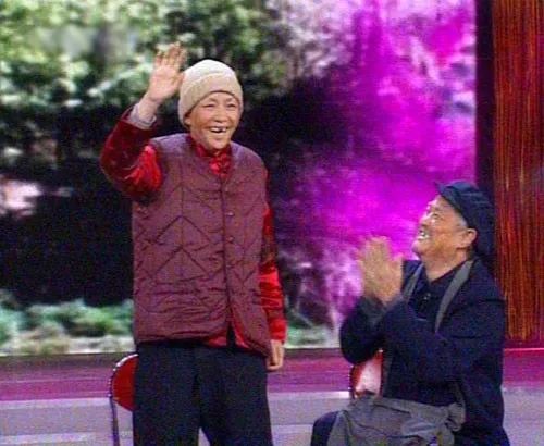 "白云""黑土"时代落幕!今天,60周岁的宋丹丹正式退休