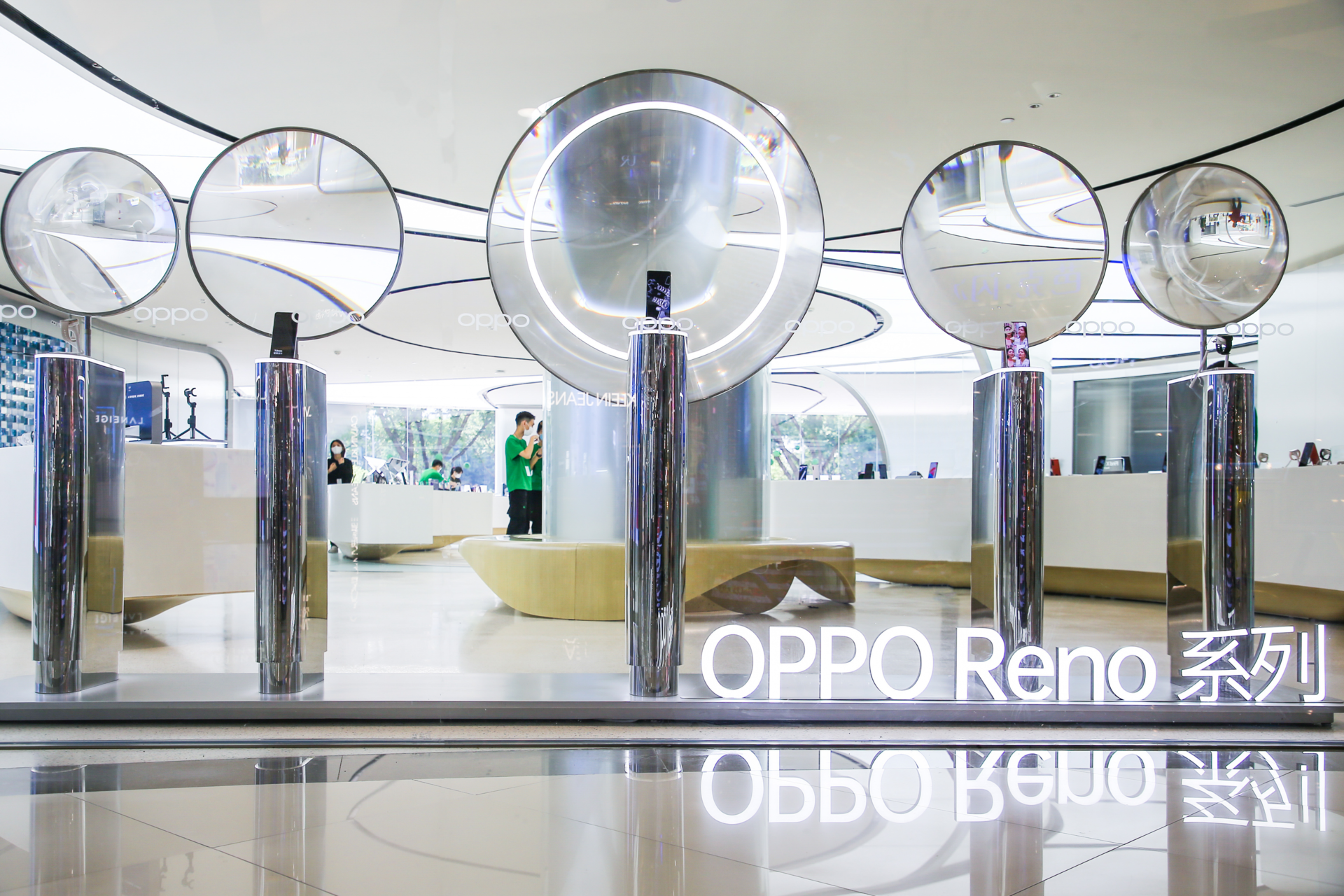 oppo reno4系列首销 广州超级旗舰店同步开售