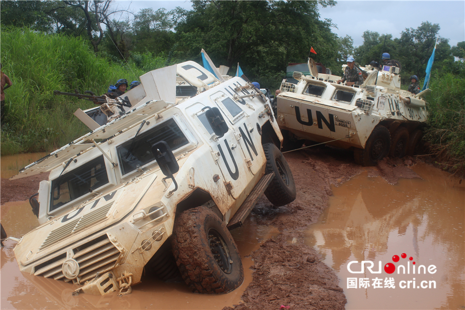 中国军队参加联合国维和行动30年之二:忠诚使命__凤凰网
