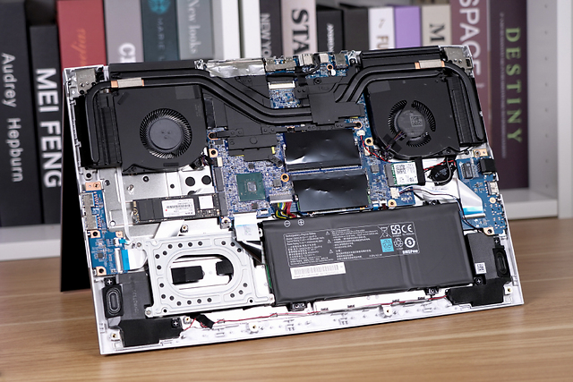 英特尔十代酷睿移动版实现5.0ghz运行:机械师t90 plus评测