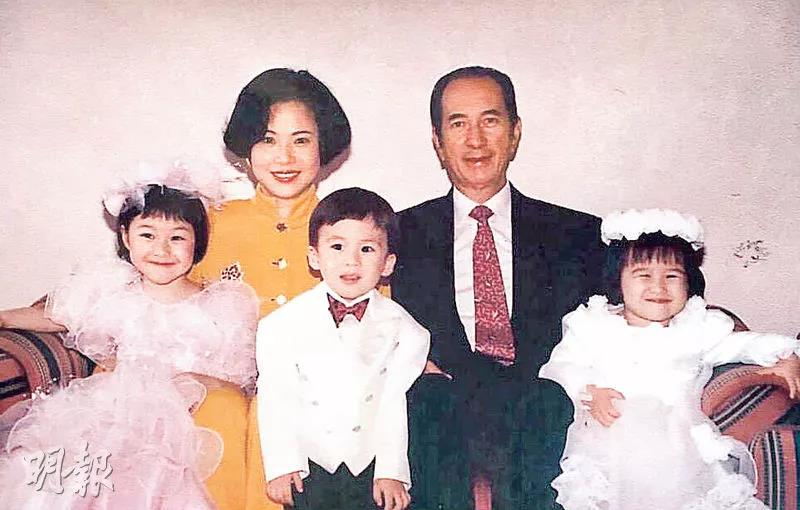 随着黎婉华的去世,大房在赌王家族中如同隐形一般.