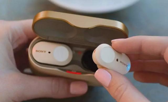 为什么现在厂商做个蓝牙耳机，都要学苹果？