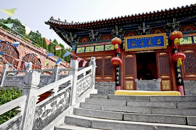 洛阳龙兴寺图片