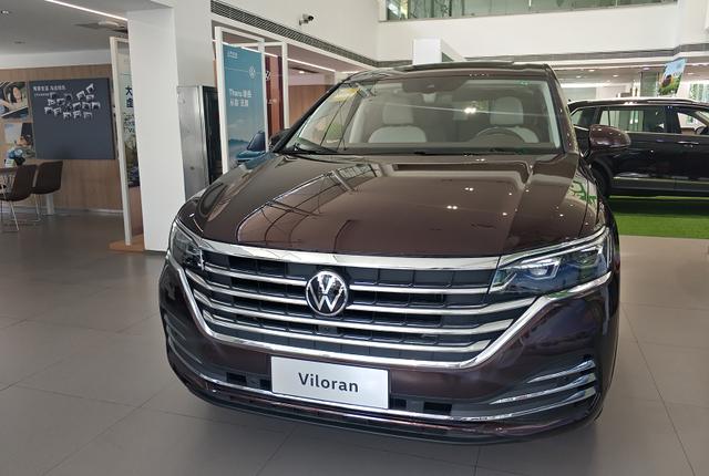 到店实探大众巍昂拳打gl8脚踢埃尔法网友mpv真变天了