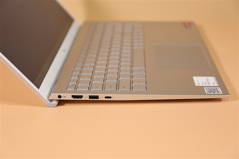 锐龙继续攻城略地戴尔灵越5505笔记本评测扩展性强的轻薄本