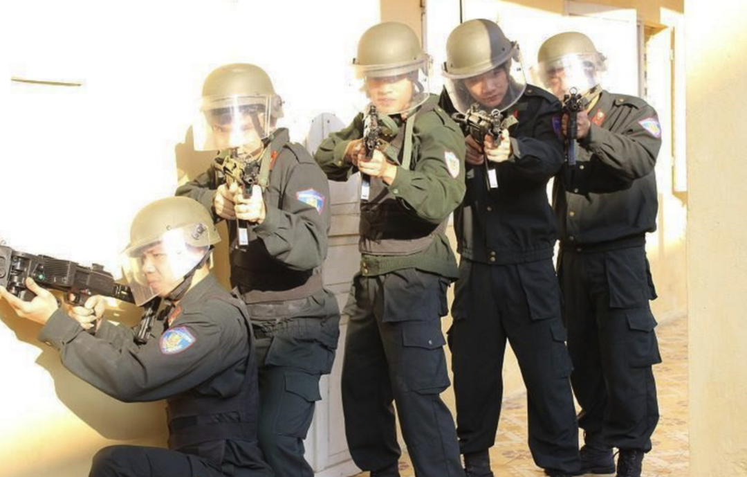 你不知道的——越南警察