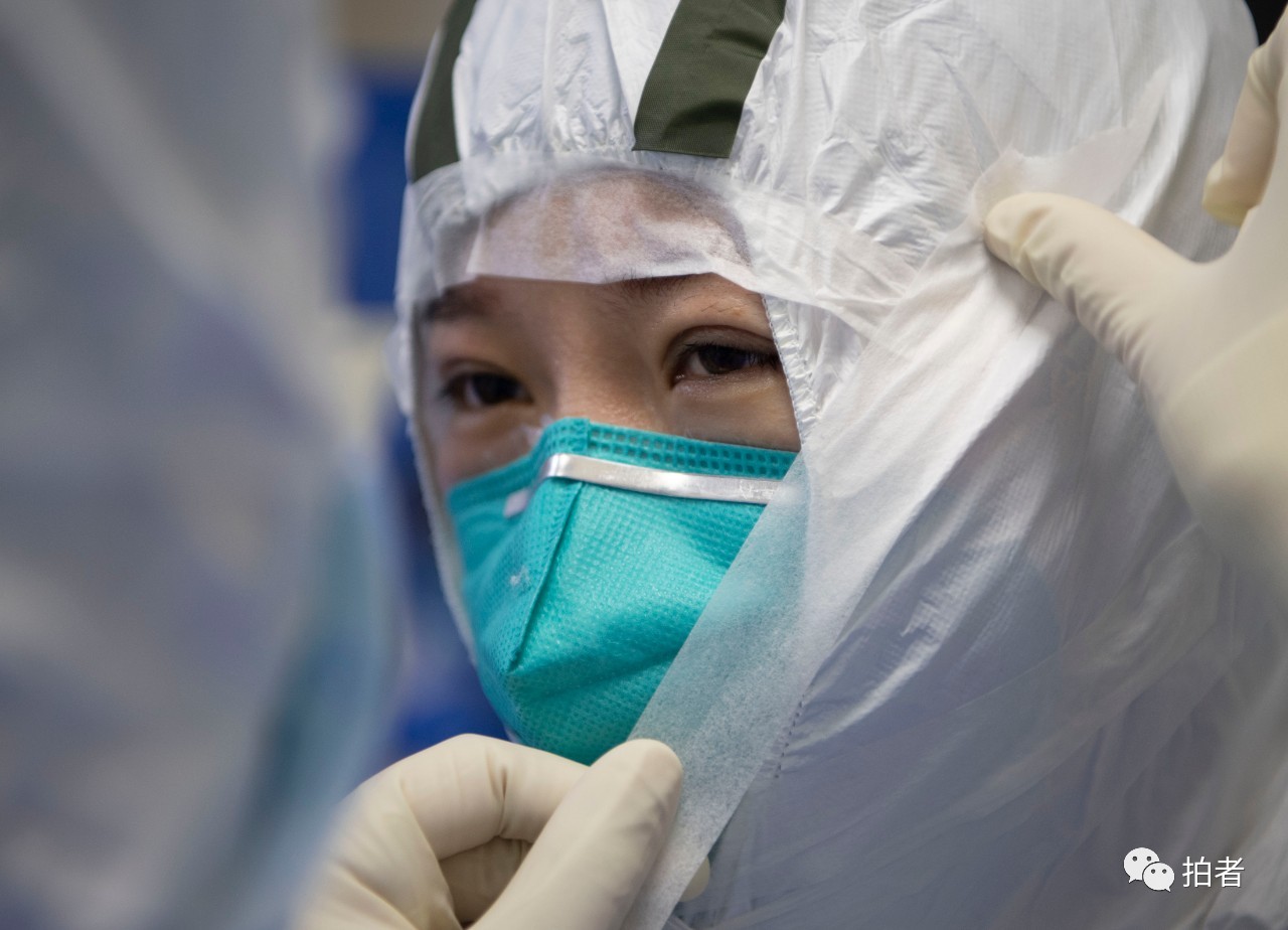 新冠肺炎疫情之下,天生爱美的女性医护人员,在抢救生命面前,早已将