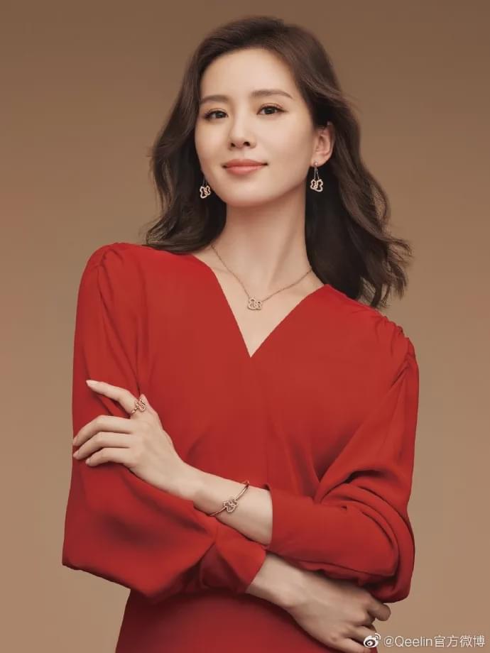 顾佳背5万香奈儿被贵妇圈排挤?现实中上流社会狗血一万倍