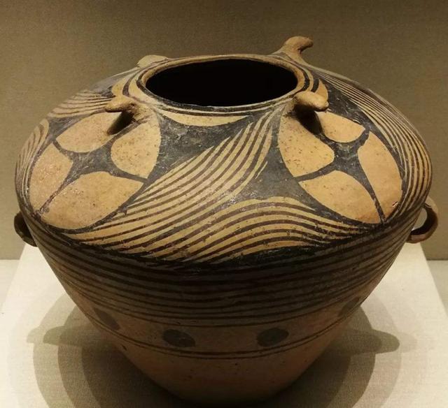 熔技术与艺术于一炉,反映原始先民生活的彩陶设计如何体现形式美