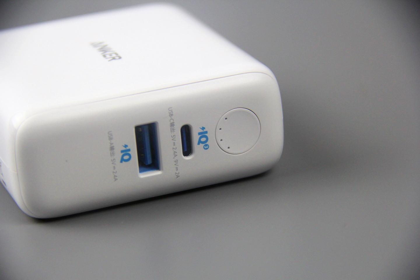 既是充电宝,又是充电头,双usb口快充,安克快充超极充体验