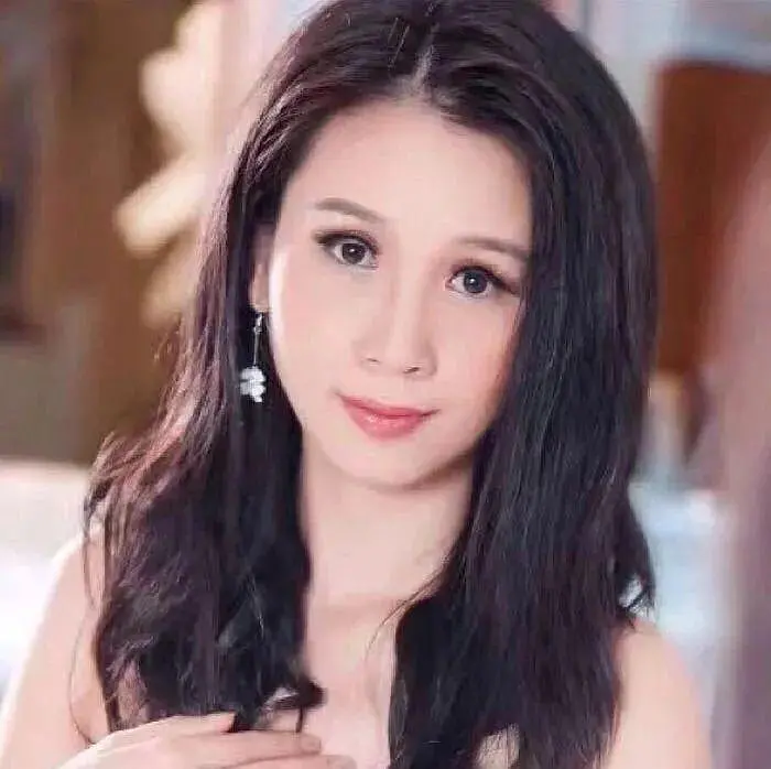 周慧(深歌女子组合)